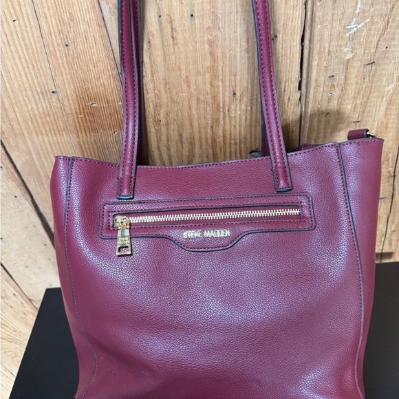 Steve Madden Large Faux Pebbled Leather Tote Crossbody Bag EUC Burgundy/Brown - Picture 16 of 16